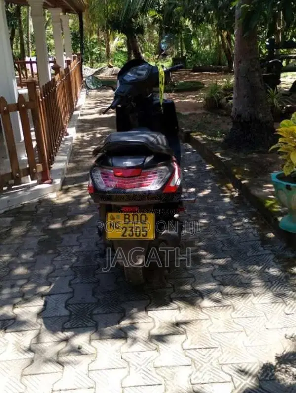 Hero Dash 2015 Motorbike (Used)