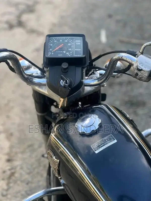 Honda CD125 1985 Motorbike (Used)