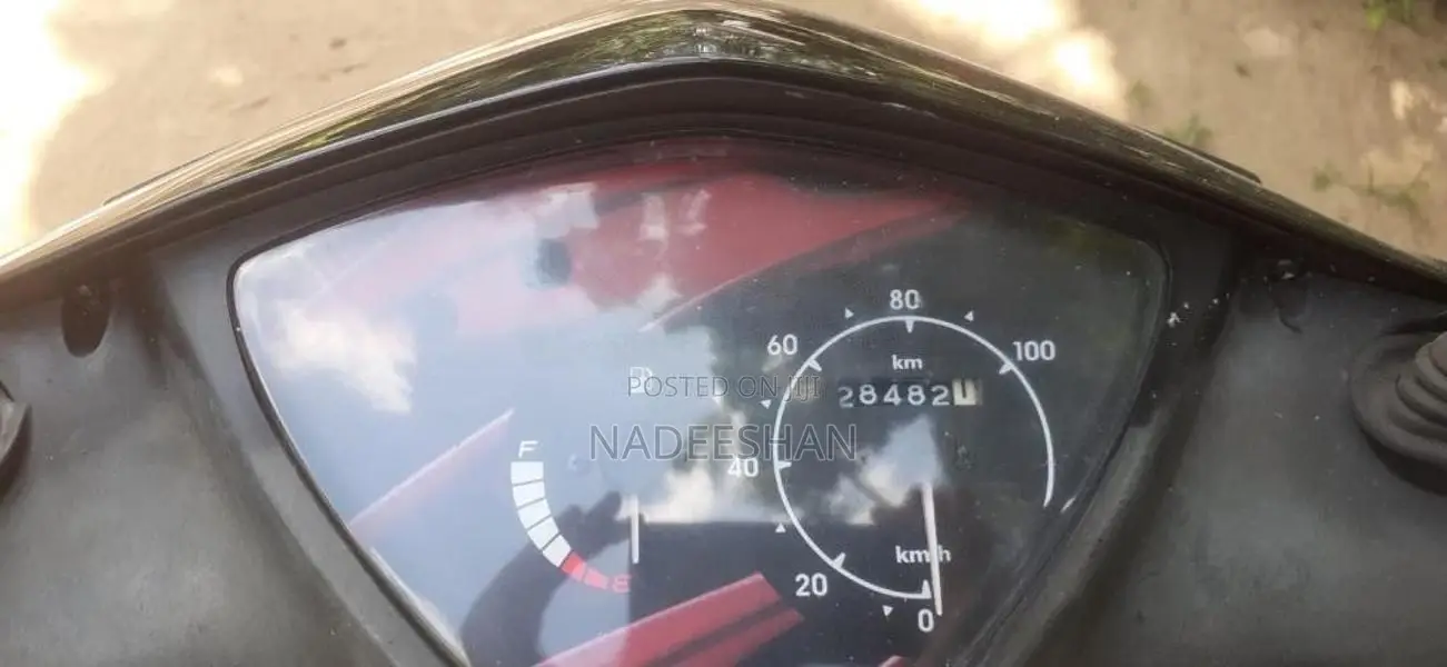 TVS Scooty Streak 2013 Motorbike (Used)