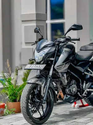 Bajaj Pulsar NS200 2020 Motorbike (Used)