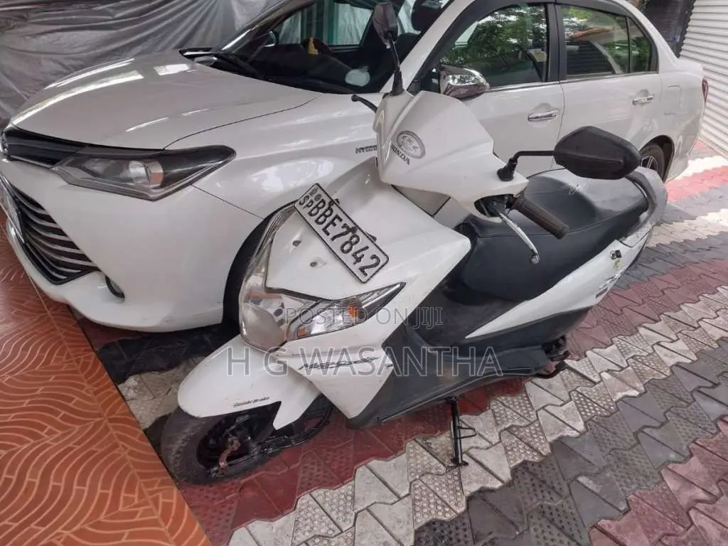 Honda Dio 2014 Motorbike (Used)