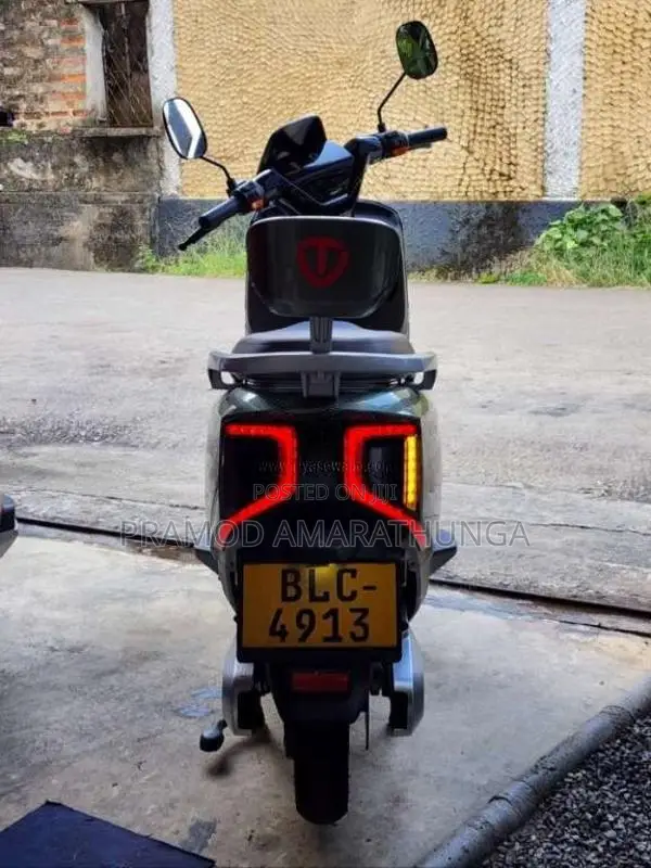 TAILG F71 Electric Scooter 2026 Motorbike (Used)