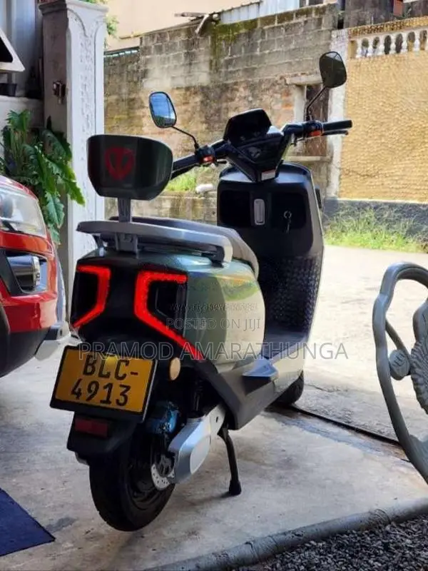 TAILG F71 Electric Scooter 2026 Motorbike (Used)