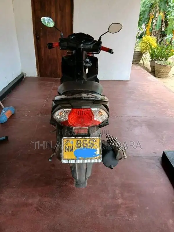 Honda Dio 2018 Motorbike (Used)