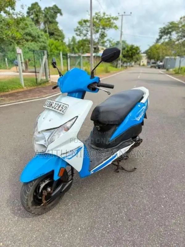Honda Dio 2015 Motorbike (Used)