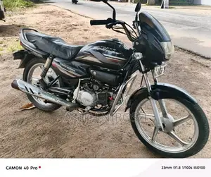 Hero-Honda Splendor 2010 Motorbike (Used)