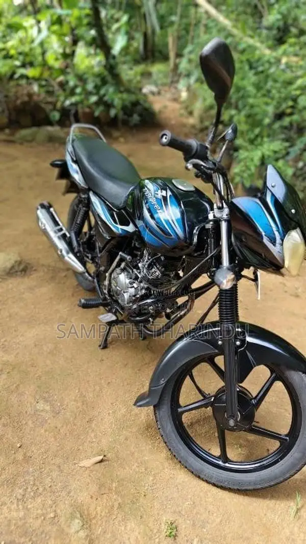 Bajaj Discover 100 2014 Motorbike (Used)