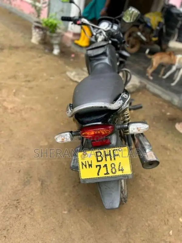 Bajaj Platina 2019 Motorbike (Used)