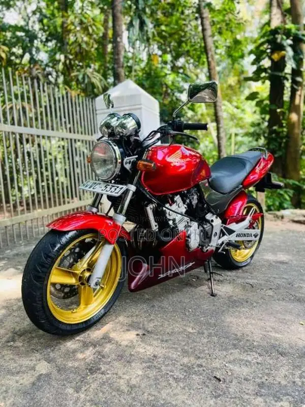 Honda HornetCH-115 2000 Motorbike (Used)