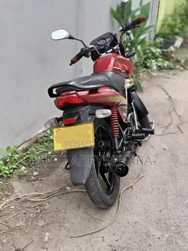 Mahindra Centuro 2017 Motorbike (Used)