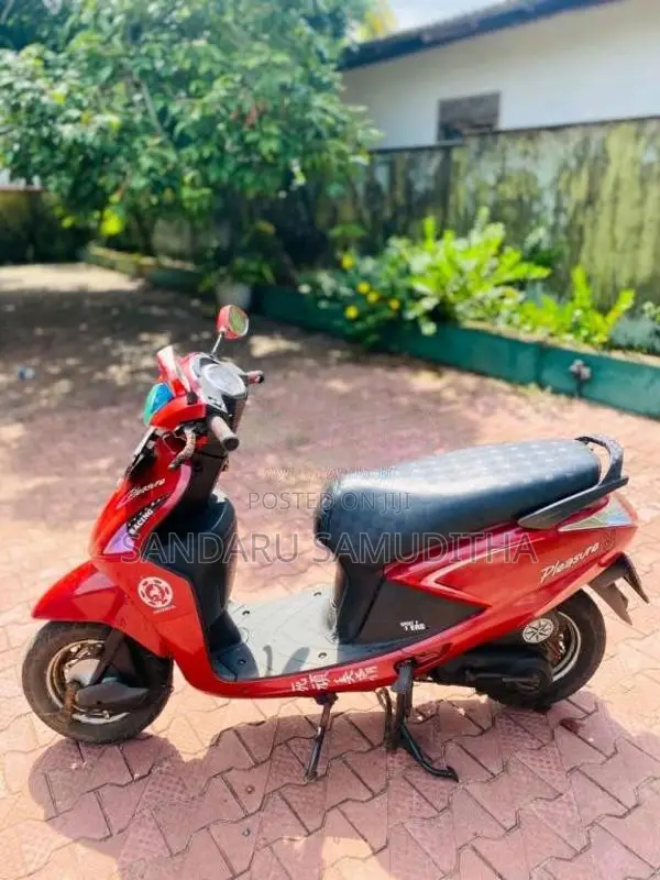 Hero Pleasure 2014 Motorbike (Used)
