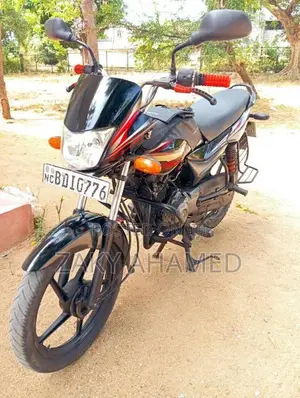 Bajaj Platina Es 2015 Motorbike (Used)