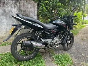 Bajaj Pulsar 150 2015 Motorbike (Used)