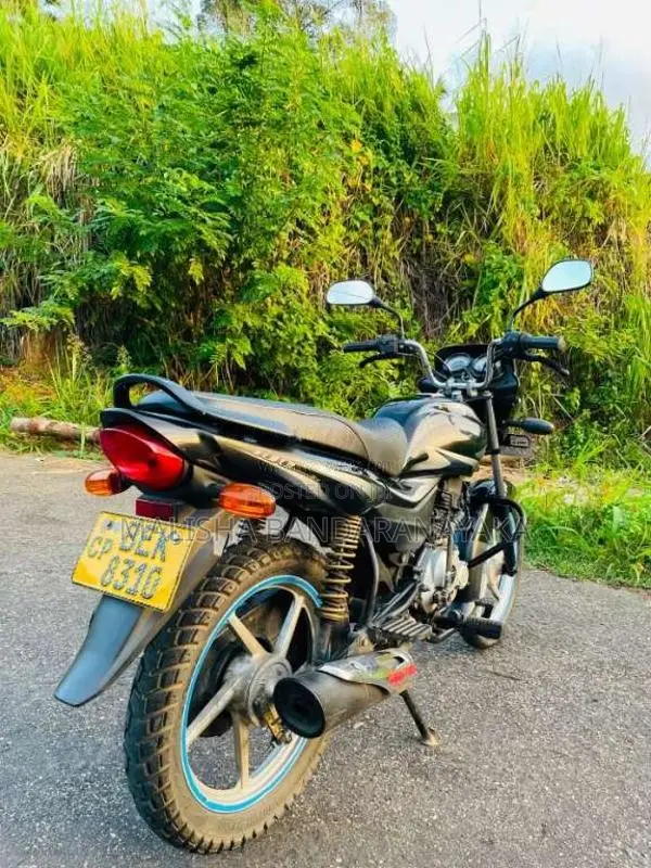 Bajaj Platina 2016 Motorbike (Used)