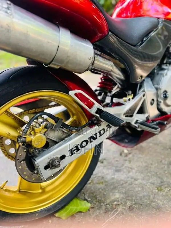 Honda HornetCH-115 2000 Motorbike (Used)