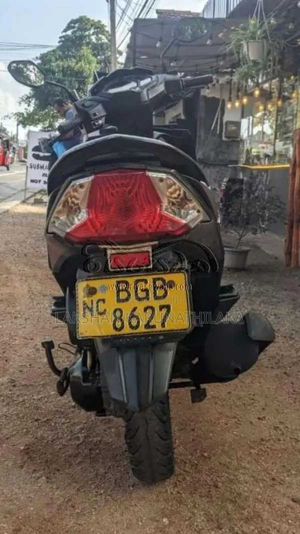Honda Dio 2018 Motorbike (Used)
