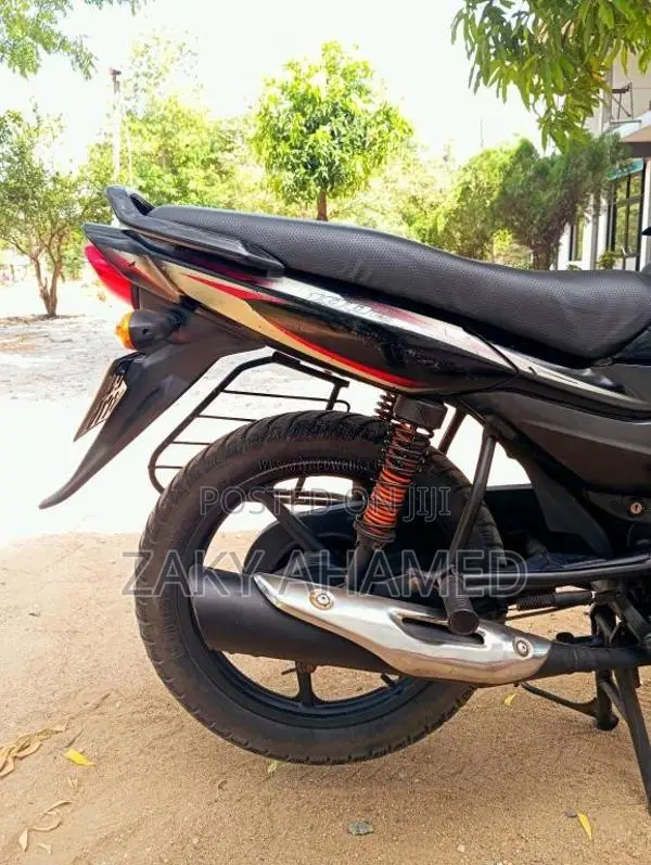Bajaj Platina Es 2015 Motorbike (Used)