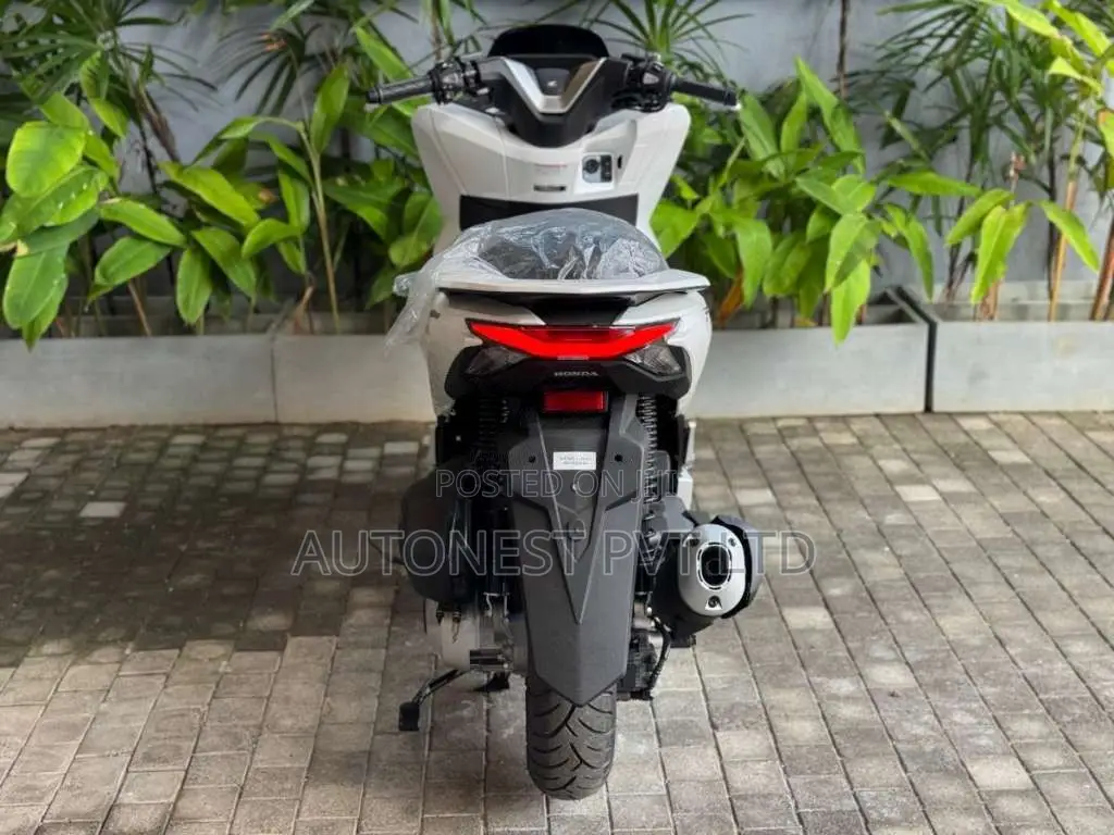 Honda PCX 160 2026 Motorbike Brand New