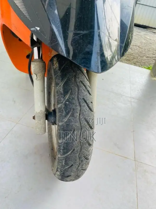 TVS Scooty Streak 2012 Motorbike (Used)