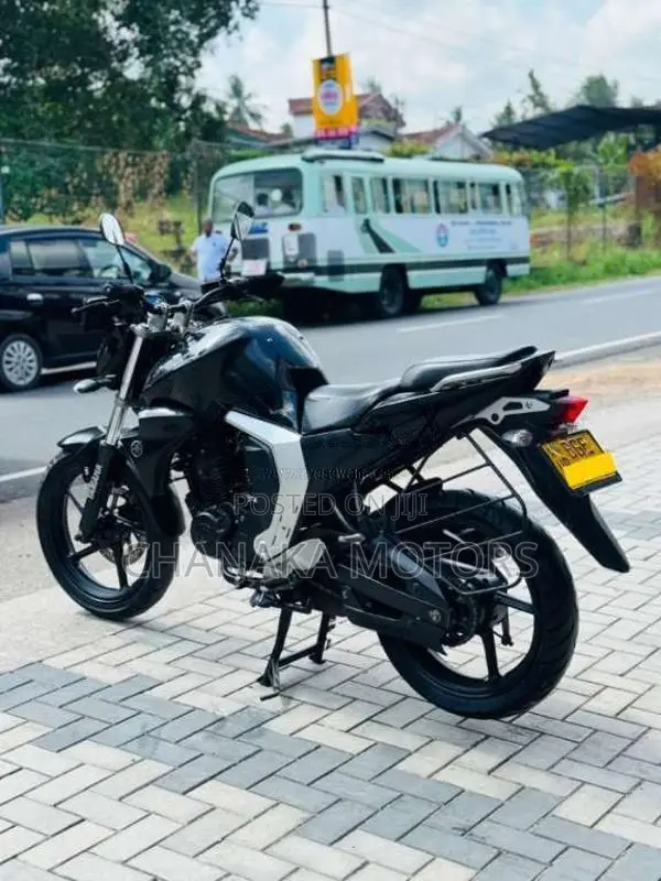 Yamaha FZ 2018 Motorbike (Used)