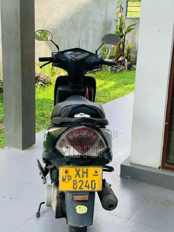 TVS Scooty Streak 2012 Motorbike (Used)