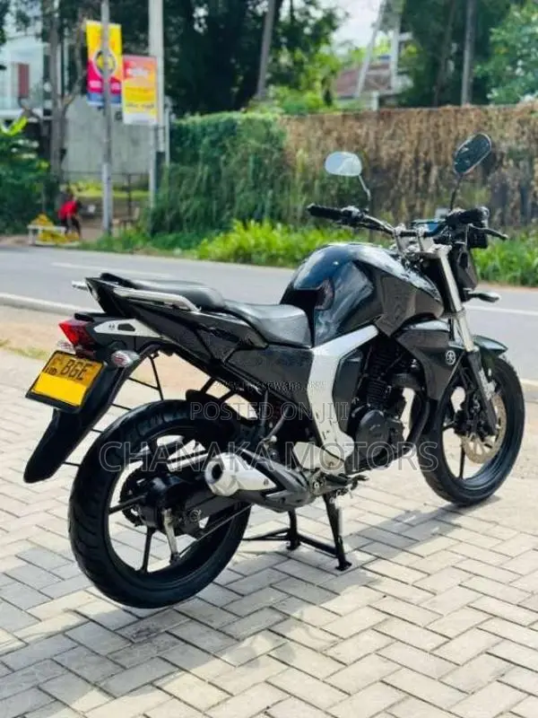 Yamaha FZ 2018 Motorbike (Used)