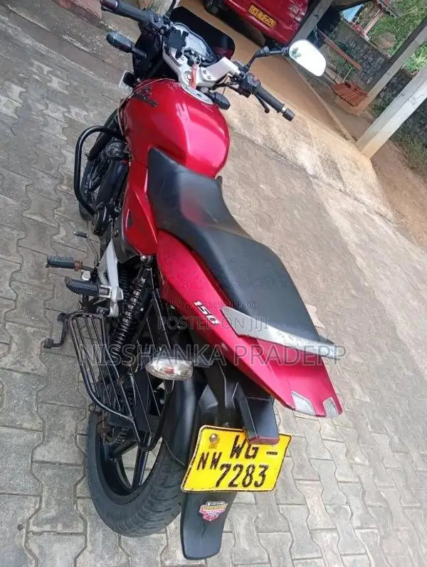 Bajaj Pulsar 150 2010 Motorbike (Used)