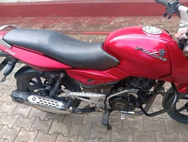 Bajaj Pulsar 150 2010 Motorbike (Used)