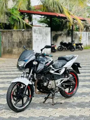 Bajaj Pulsar 180 2015 Motorbike (Used)