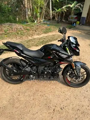 Bajaj Pulsar N160 2026 Motorbike (Used)