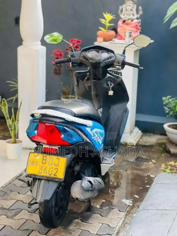 Honda Dio 2016 Motorbike (Used)