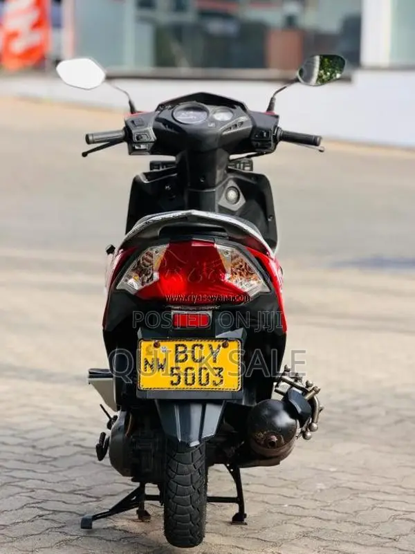 Honda Dio 2015 Motorbike (Used)