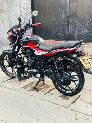 Bajaj Discover 125 2023 Motorbike (Used)