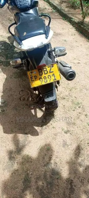 Bajaj Pulsar 180 2015 Motorbike (Used)