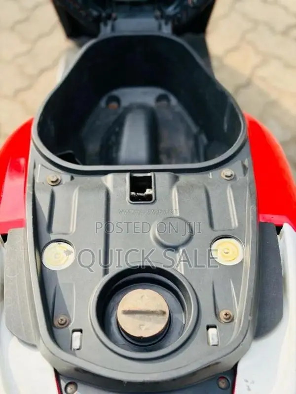 Honda Dio 2015 Motorbike (Used)