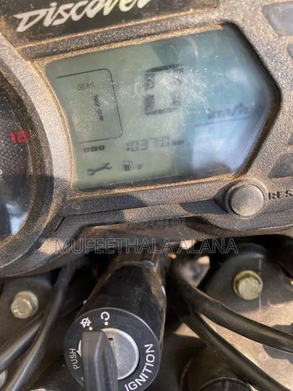 Bajaj Discover 125 2023 Motorbike (Used)