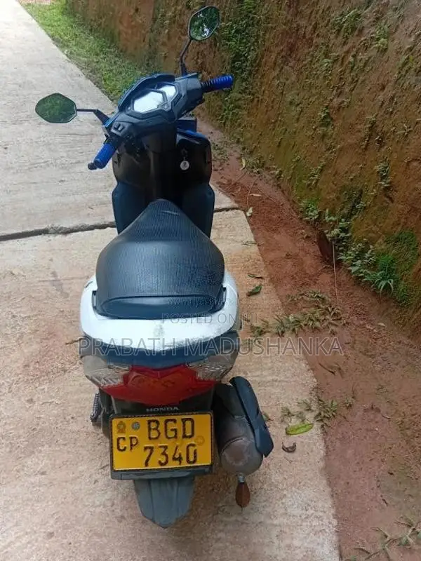 Honda Dio 2017 Motorbike (Used)