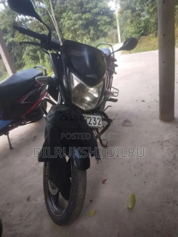Hero-Honda Hunk 2010 Motorbike (Used)