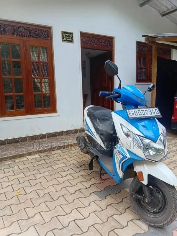 Honda Dio 2017 Motorbike (Used)