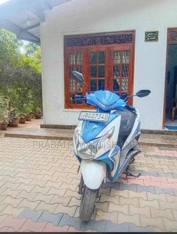 Honda Dio 2017 Motorbike (Used)