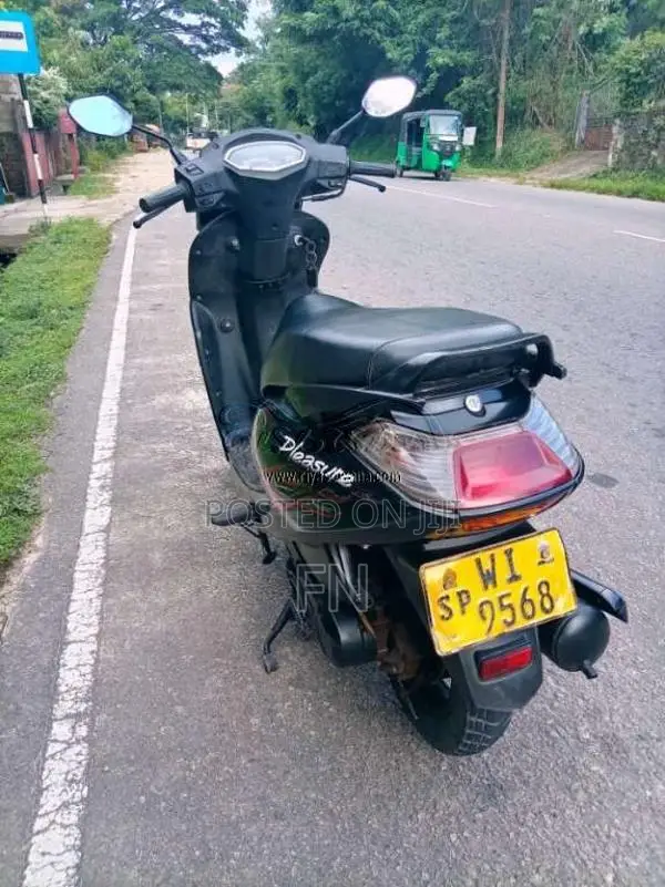 Hero Pleasure 2011 Motorbike (Used)