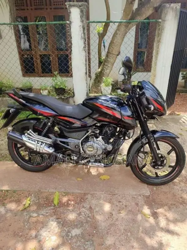 Bajaj Pulsar 2018 Motorbike (Used)