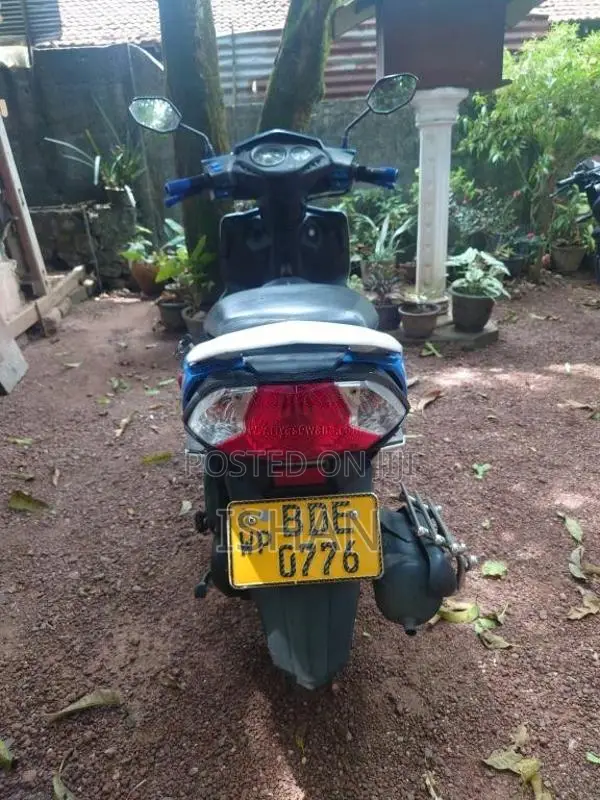Honda Dio 2015 Motorbike (Used)