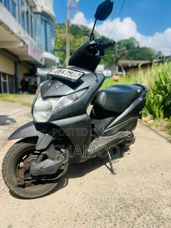 Honda Dio 2015 Motorbike (Used)