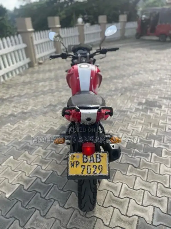 Yamaha FZ-S 2013 Motorbike (Used)