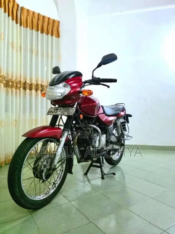 Bajaj Discover 2005 Motorbike (Used)