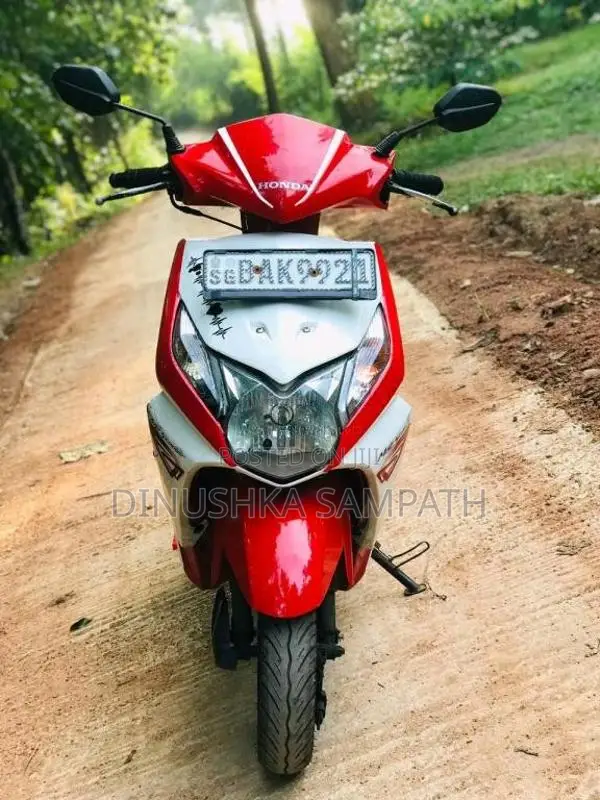 Honda Dio 2013 Motorbike (Used)