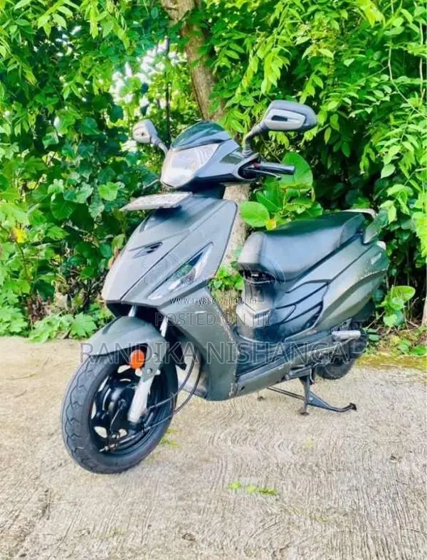 Hero Dash 2017 Motorbike (Used)