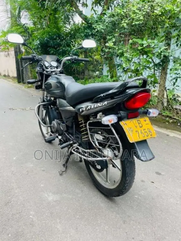 Bajaj Platina 2009 Motorbike (Used)