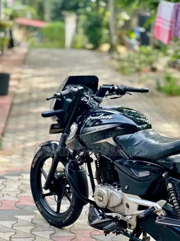 Bajaj Pulsar 150 2015 Motorbike (Used)